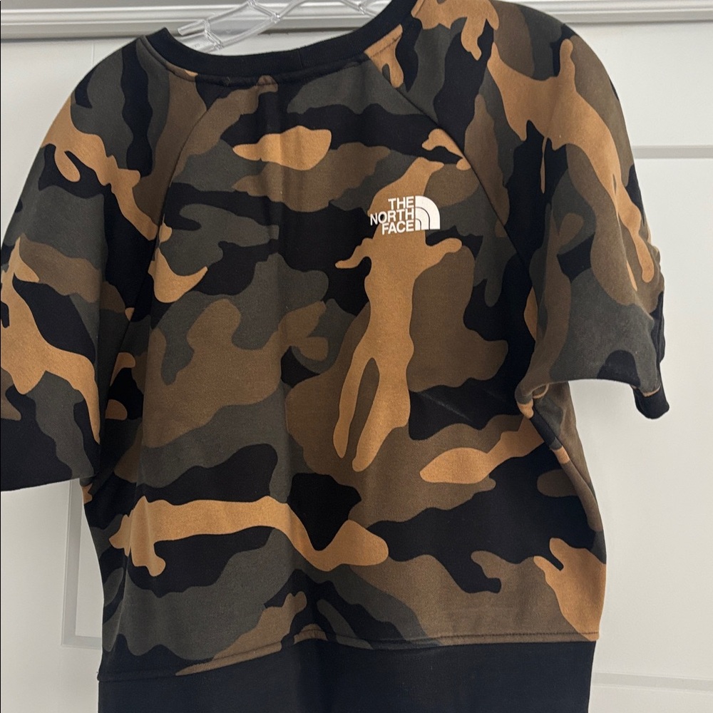 The North Face Black and Brown Camouflage Tee - Picture 4 of 4